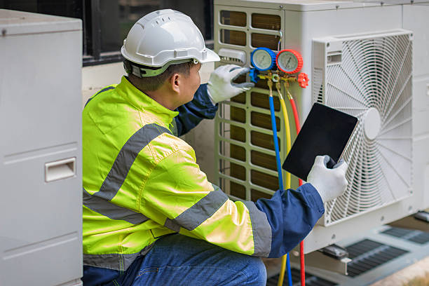 Professional Hvac technician working in Cleburne, TX